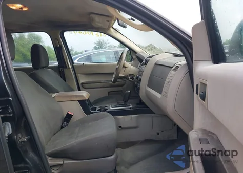 2011 Ford Escape Xls from USA, damaged, VIN 1FMCU0C77BKB64424